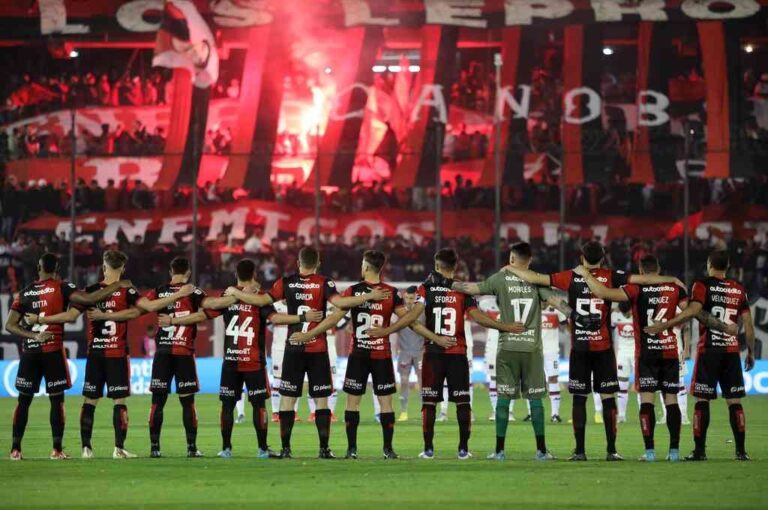 El entrenador no es de cambiar demasiado el equipo de un juego a otro