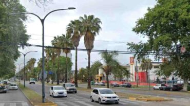 La mujer de 70 años fue hallada tirada en la calle