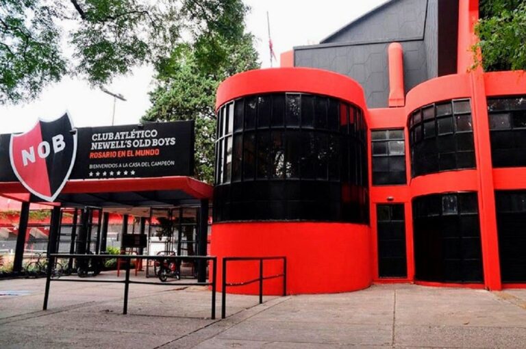 El joven falleció cerca de las 2 AM de este jueves