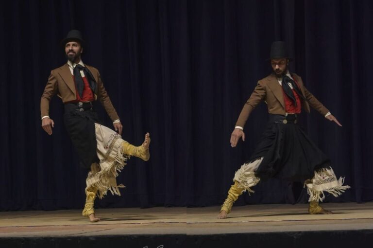 Felipe Bon tiene 39 años