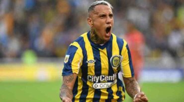 Jhonatan Candia fue la carta del gol en el debut de Centra frente a Argentinos Juniors