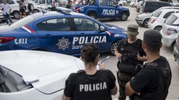 Según las primeras versiones