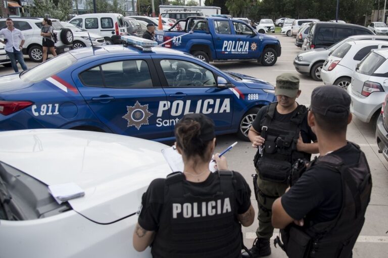 Según las primeras versiones