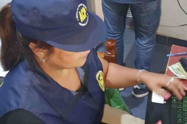 Los arrestos fueron concretados por la Agencia de Control Policial