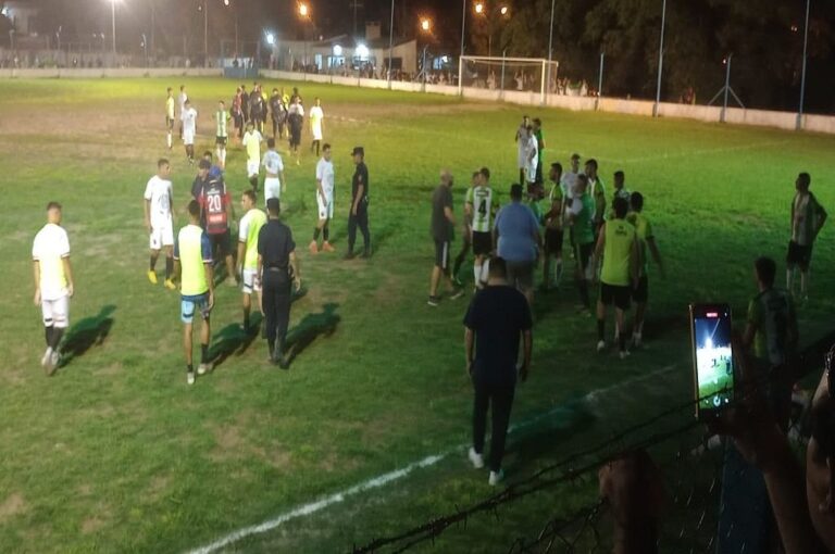 El duelo entre Banfield de Victoria y Palermo de Paraná ni siquiera pudo llegar al final de la primera etapa.