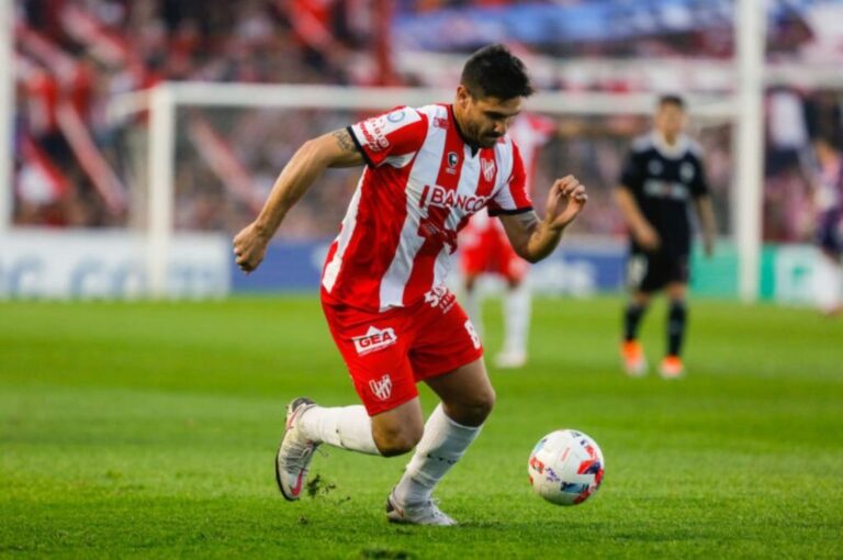 Gabriel Graciani convirtió un gol para sellar la victoria de Instituto de Córdoba sobre Unión en Santa Fe.