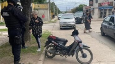Los ocupantes de la moto trasladaban al bebé de seis meses