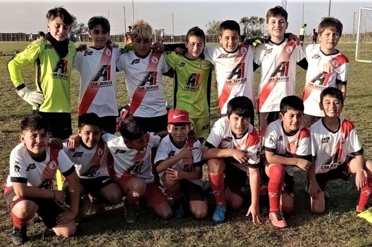 Los 2011 con los colores que los identifican realizan la pretemporada.