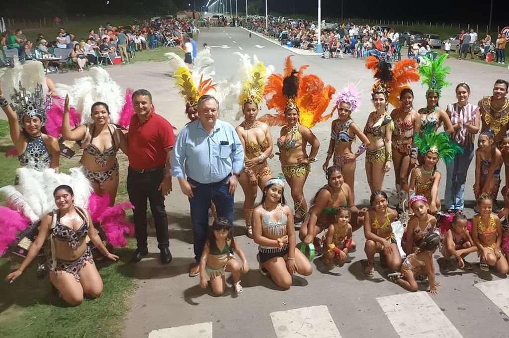r Michlig destacó que 'apoyamos a las comunidades del departamento San Cristóbal en los festejos de los carnavales 2023