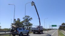En la continuidad del plan para este año Vialidad Nacional tramita la compra de otras 2.200 luminarias LED. Gentileza
