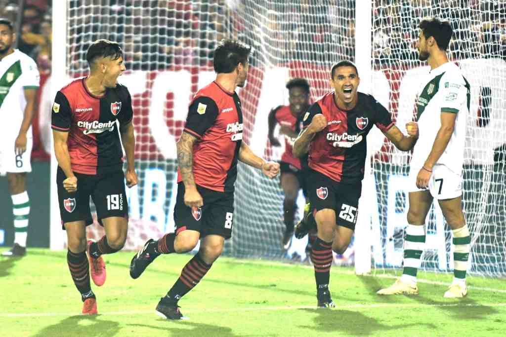 Newell's necesita ganar en el Coloso como la última vez ante Banfield. Archivo.