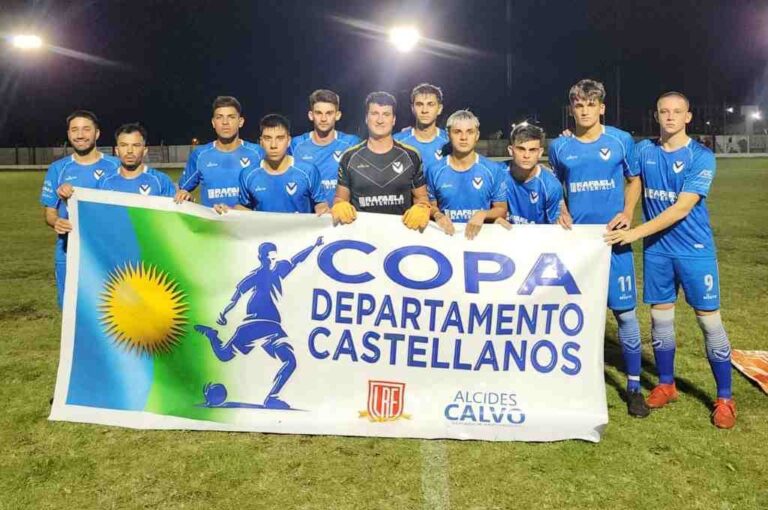 Peñarol de Rafaela en su debut en la copa. Gentileza.