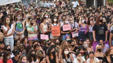 Las féminas que trabajan en el Estado santafesino estarán desobligadas de asistir a sus puestos de trabajo. Archivo.