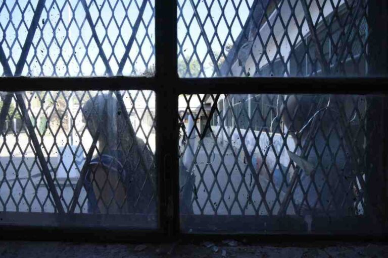 La portera de la escuela Isabel La Católica está en prisión domiciliaria por narcotráfico. Marcelo Manera.