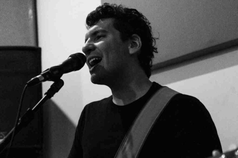 'Super Etendart nació del sueño de poder crear nuestra propia música'