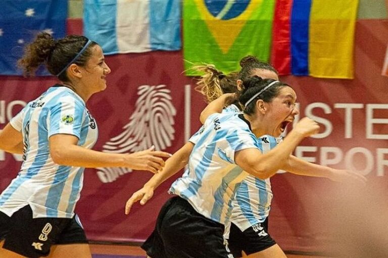La paranaense Florencia Arce es la abanderada del seleccionado argentino femenino