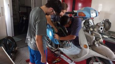 Actualmente hay seis aulas móviles de especialidades técnicas con un total de 183 alumnos y alumnas