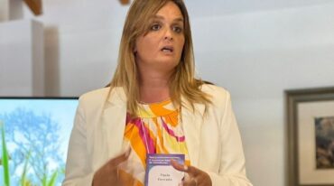 La mandataria fue intimidada por una mujer embarazada que quiso usurpar una vivienda.