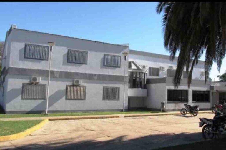 El Hospital de Villa Ocampo se vio colapsado por la crisis sanitaria desatada. Gentileza.