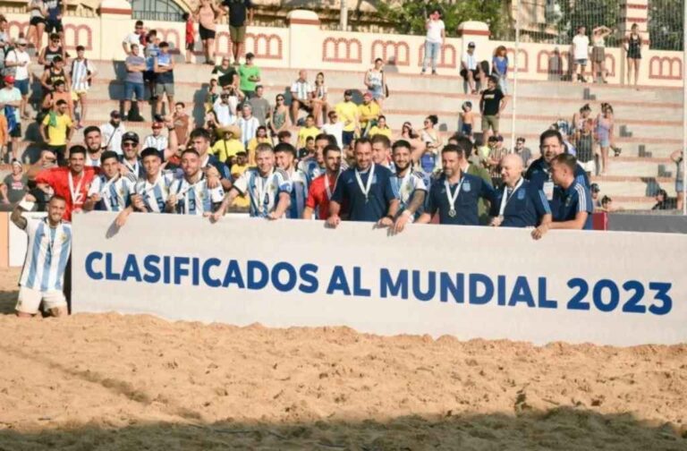 El combinado albiceleste consiguió la clasificación al mundial en Emiratos Árabes Unidos. Internet.