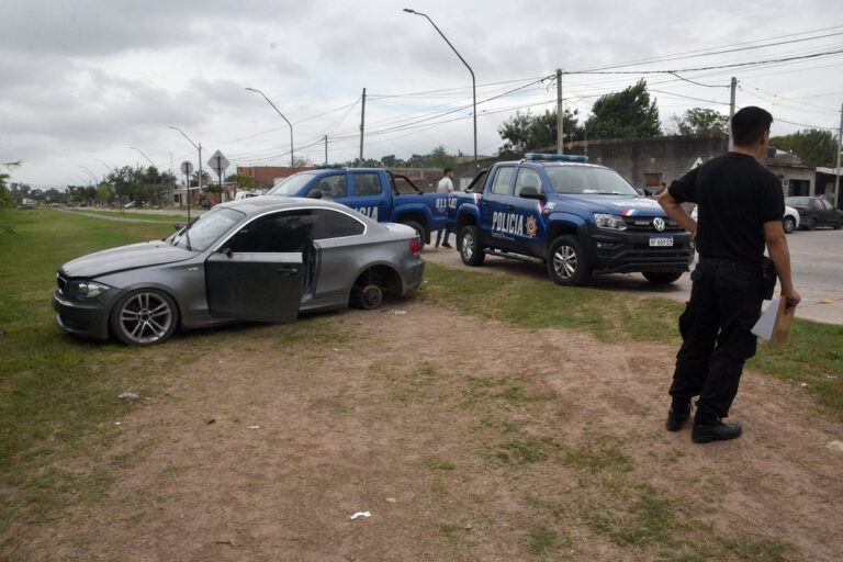 La policía trabajó en el lugar. Flavio Raina