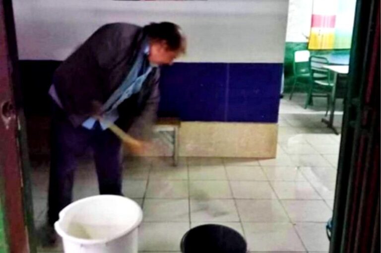 La escuela N° 76 'Teresa De Calcuta'.