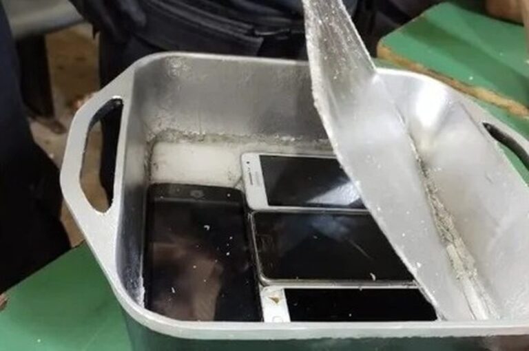 En la Cárcel de Coronda se recuperaron 419 teléfonos -que ya estaban ingresados- en el término de dos meses y medio.