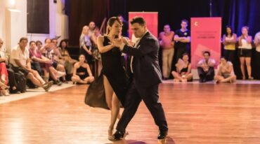 Marzo fue el mes elegido por Alejandro y su esposa Kumiko -que además es su compañera de baile- para viajar con su pequeño hijo Takumi a Argentina.