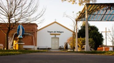 De la histórica jornada participaron el ministro de Cultura Jorge Llonch; el senador provincial Rubén Pirola; el presidente Félix Stettler y vecinos de la localidad del departamento Las Colonias. Gentileza