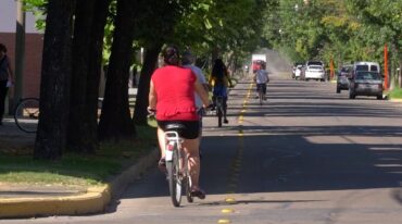'Estamos ampliando la red de bicisendas sobre distintas arterias de la localidad para que transitemos más seguros por las calles de nuestro pueblo'