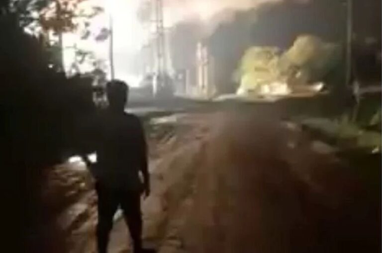 Desde la Empresa Provincial de la Energía (EPE) explicaron a través de las redes sociales: "Se encuentra fuera de servicio la estación transformadora local. Restricción del servicio. Operarios evalúan las instalaciones". El tuit salió publicado a las 0.33. Gentileza