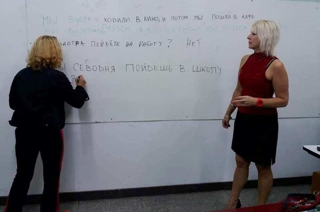 Una de las actividades que desarrolla la Casa de Rusia en Paraná es la enseñanza del idioma.