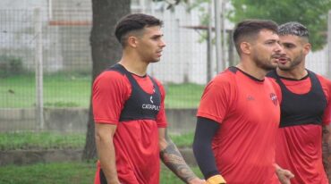 Joel Ghirardello sería titular por primera vez con la camiseta de Patronato.  Gabriel Obelar