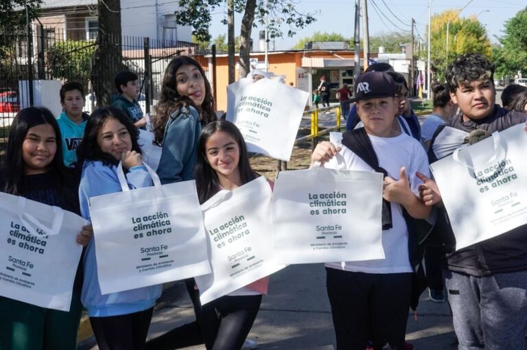 'Esto repercute positivamente en todas las personas como usuarias del espacio público. Es una acción de educación ambiental integral in situ