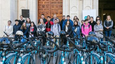 Desde el 2015 la Universidad entrega estas becas con el fin de promover la movilidad segura y saludable