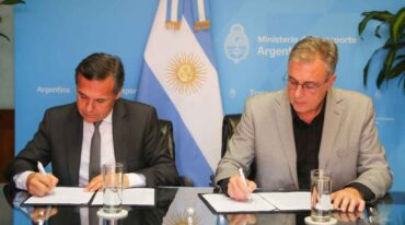 El ministro Giuliano recibió a Luis Castellano. Gentileza.