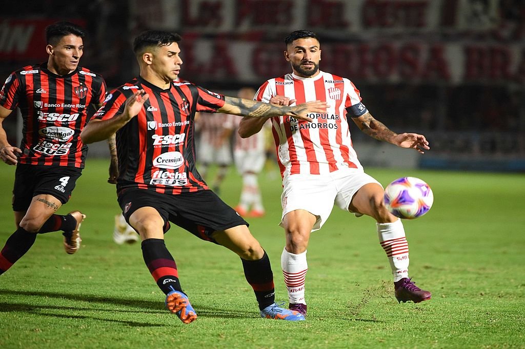 Walter Otta volvió asumir la responsabilidad por no cambiar la mentalidad del equipo.