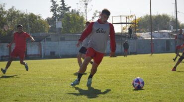 Agustín Ramos comenzó la semana con la chance de debutar cómo titular el próximo sábado.  Prensa Patronato