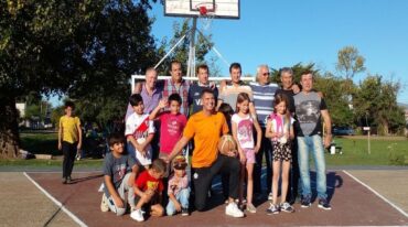 Chicos y grandes