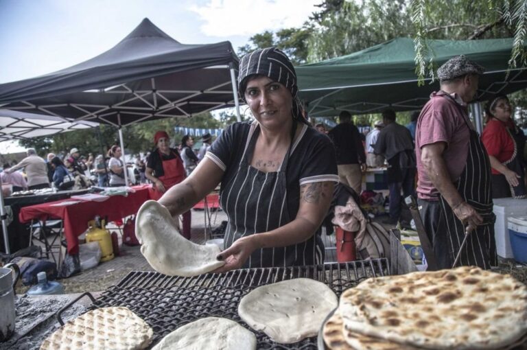 Como en una fiesta no puede quedar afuera el baile
