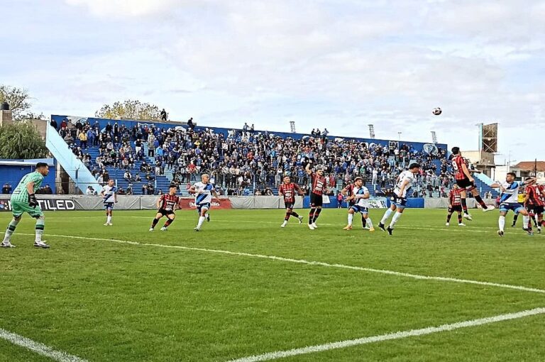 El Santo fue una sombra y San Telmo no perdonó.