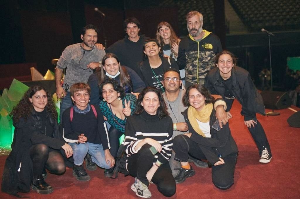 El grupo técnico-creativo de la serie de Fito Páez estuvo integrado por una entrerriana.