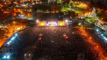 Con casi 50 mil personas