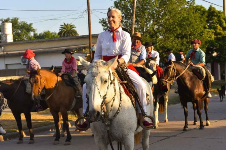 En dos listas comunales y una por la senaduría. Las extrañas aspiraciones de una política del sur santafesino. Gentileza.
