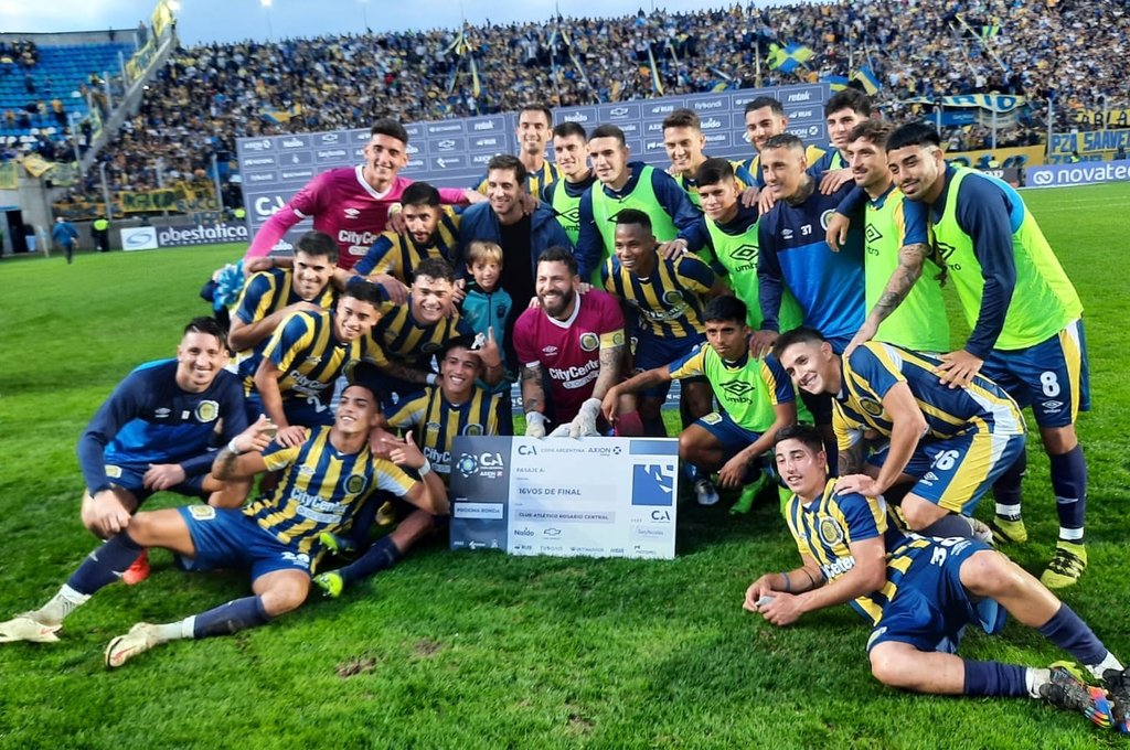 El equipo de Miguel Ángel Russo jugará ante Chaco For Ever en la próxima fase. Twitter Rosario Central