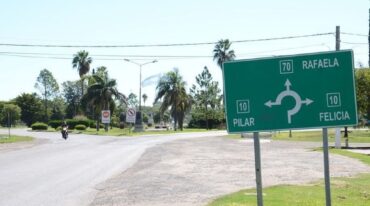 'Abordamos el tema de gestionar un área industrial o logístico en la localidad. Además dichos profesionales nos asesoraron en confeccionar un plan de ordenamiento territorial con el objetivo de proyectar un crecimiento organizado de nuestro pueblo'