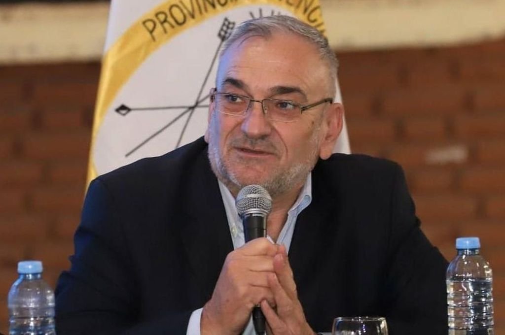'Este aniversario resalta la importancia que cumplen los Bomberos en la sociedad para situaciones de emergencia y la prevención en materia de seguridad de accidentes