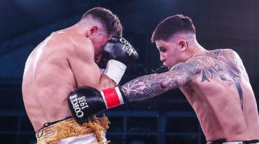 Alanís con sus ganchos a la zona hepática encontró el camino en una pelea difícil.  Boxeo de Primera