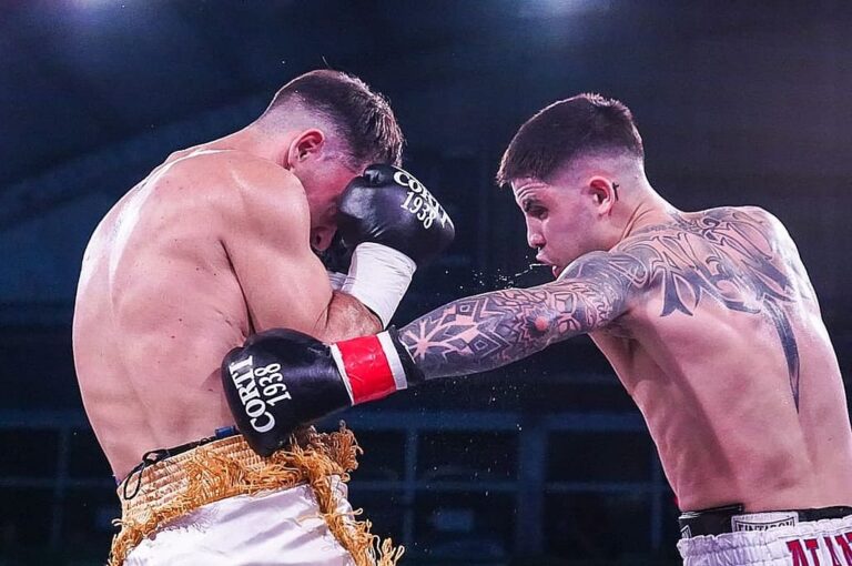 Alanís con sus ganchos a la zona hepática encontró el camino en una pelea difícil.  Boxeo de Primera