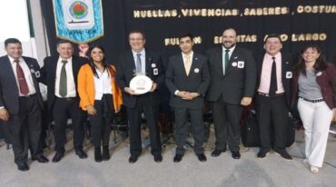 Con un emotivo acto